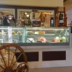 Relais Black Horse فندق Millesimo