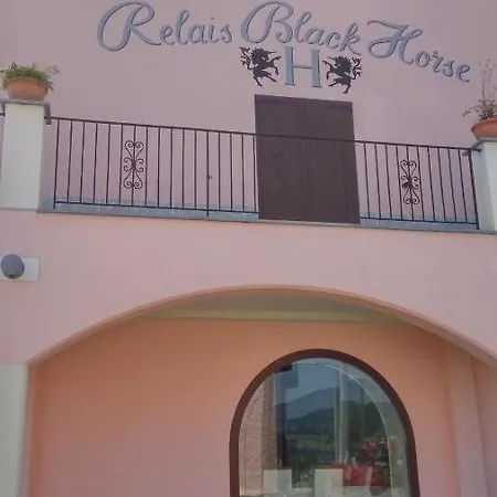 Relais Black Horse Hotel Millesimo