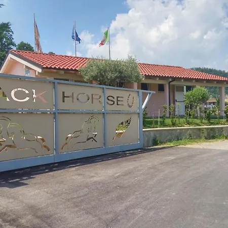 Relais Black Horse Hotel 3*