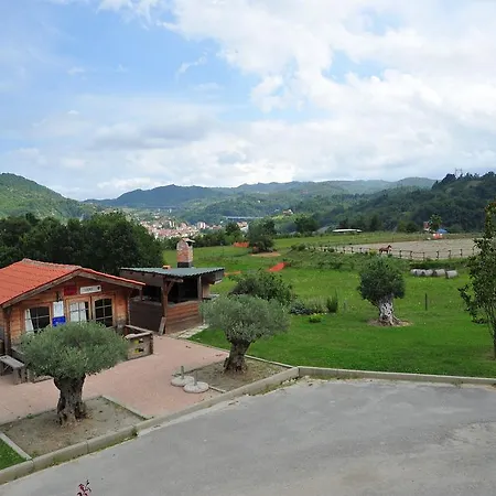 Relais Black Horse 3* Millesimo