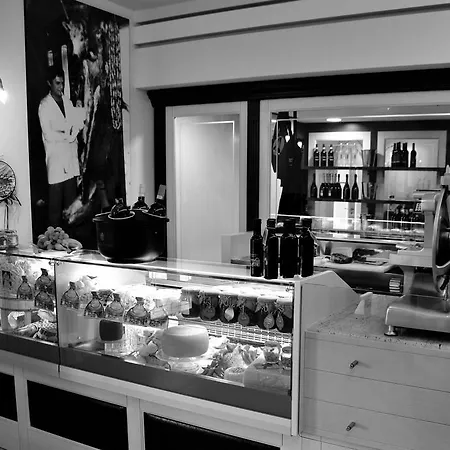 Relais Black Horse 3*